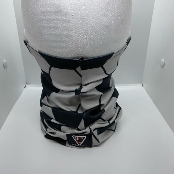 UPB Performance Gaiter - The Sweeper - Picture 4 of 5